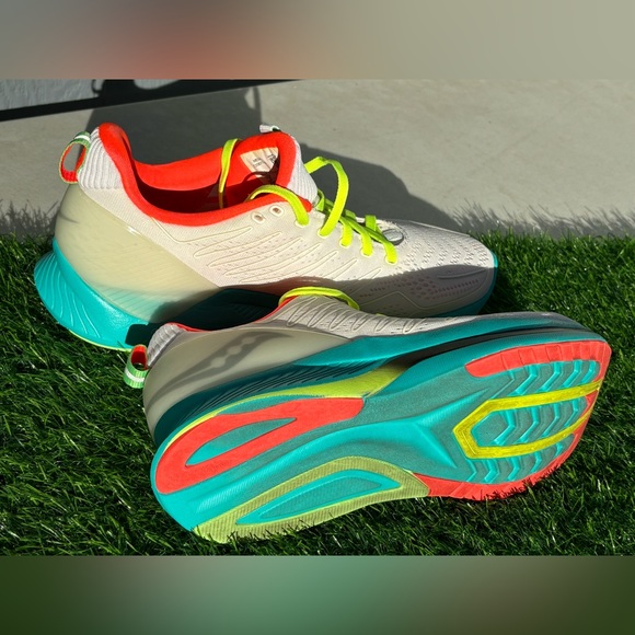 Saucony Endorphin Shift Men’s Athletic Running Shoes - Picture 9 of 10